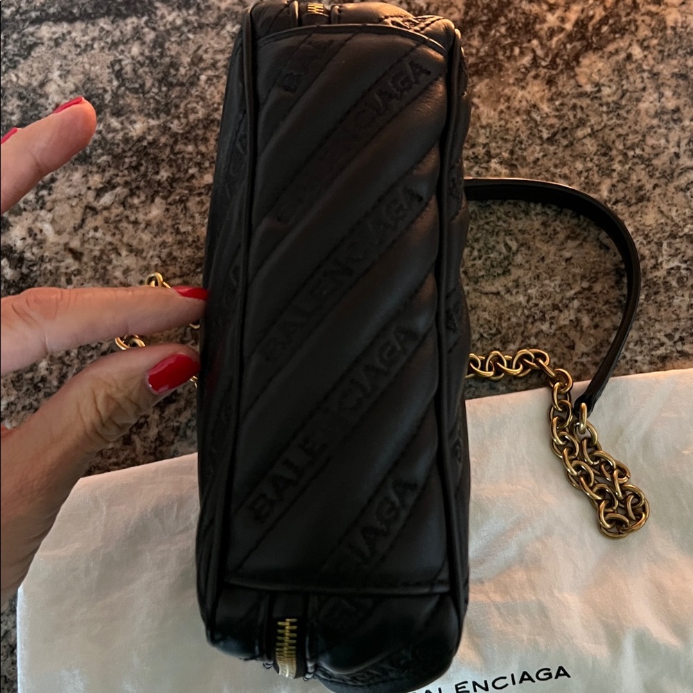 Balenciaga Blanket Reporter Crossbody Bag - Picture 6 of 10
